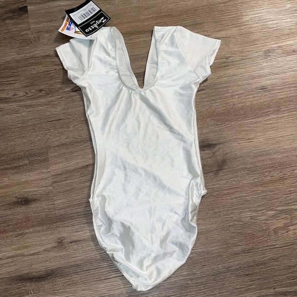 Repetto Paris Other - NWT Repetto Paris leotard size 3